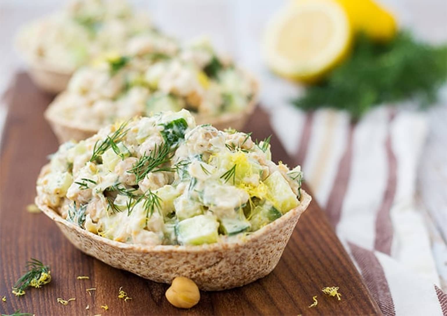 Lemon Dill Chickpea Salad